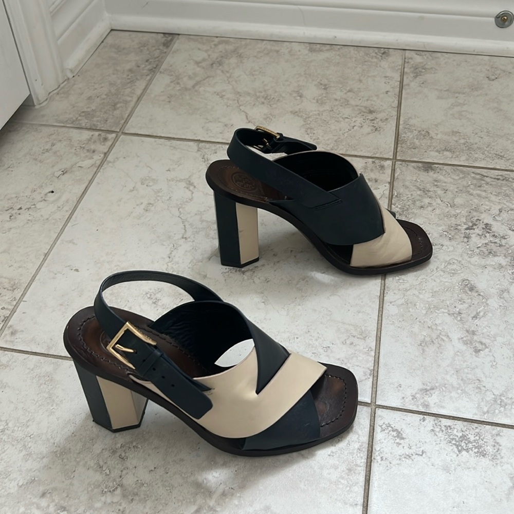 Tory burch heeled sandals